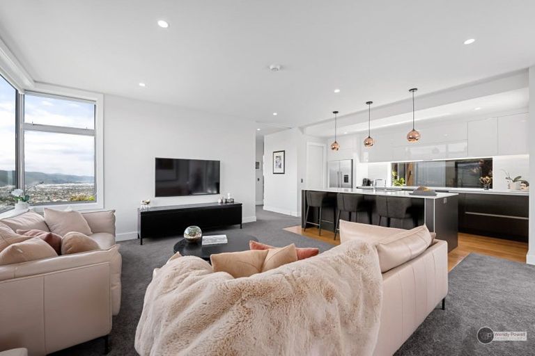 Photo of property in 6 Winifred Way, Belmont, Lower Hutt, 5010