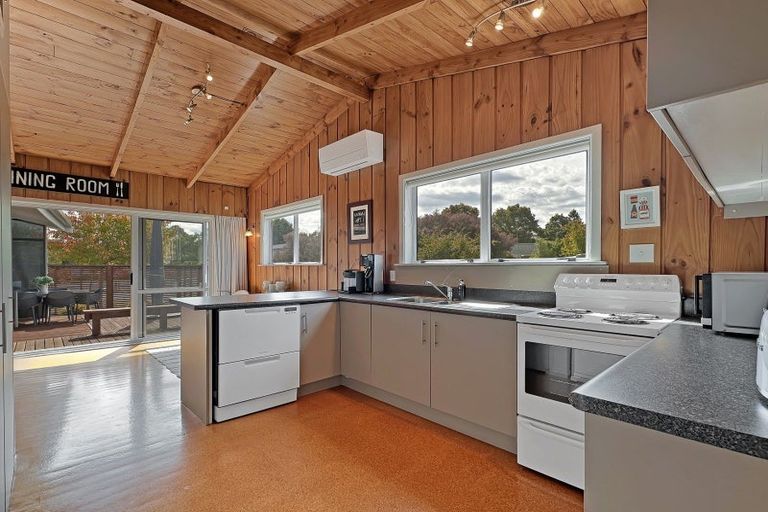 Photo of property in 13 Yasmin Lane, Kinloch, Taupo, 3377