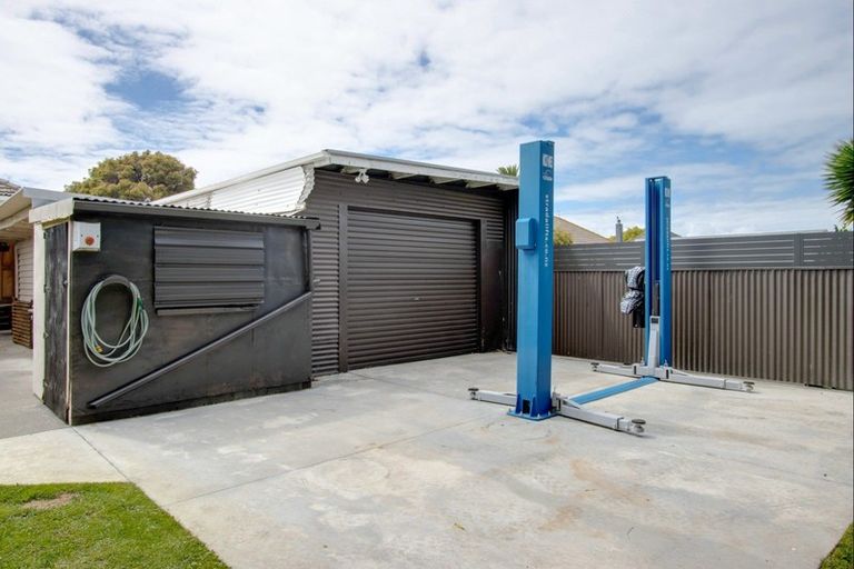 Photo of property in 33 Williams Street, Marewa, Napier, 4110