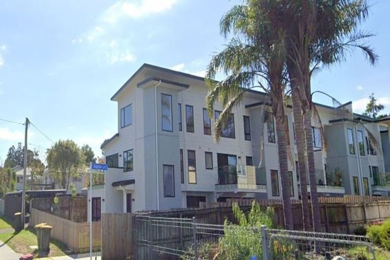 Photo of property in 9 Apple Lane, Henderson, Auckland, 0610