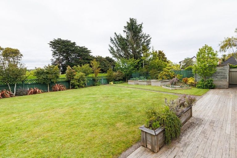 Photo of property in 69 Waterloo Crescent, Hokowhitu, Palmerston North, 4410