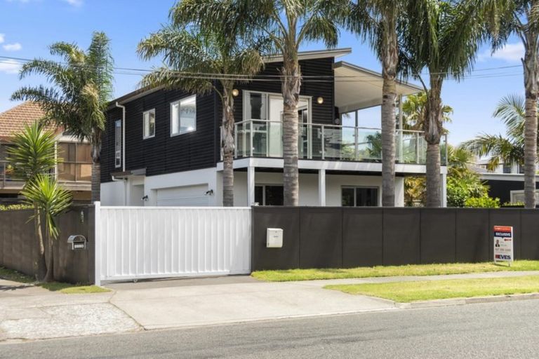 Photo of property in 1044a Papamoa Beach Road, Papamoa Beach, Papamoa, 3118