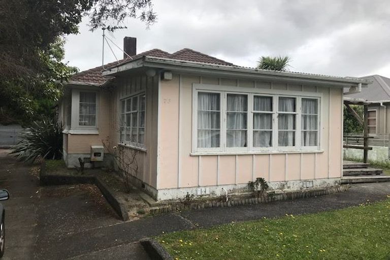 Photo of property in 73 Pilmuir Street, Hutt Central, Lower Hutt, 5010