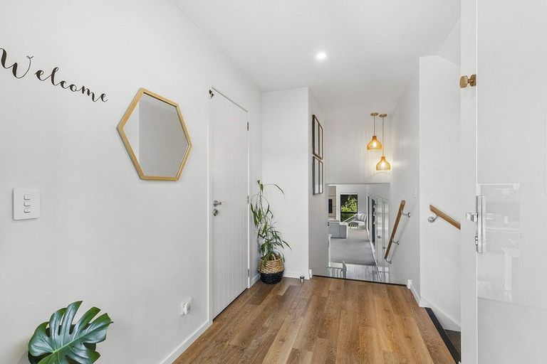 Photo of property in 168 Endeavour Drive, Whitby, Porirua, 5024