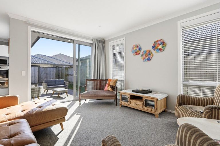 Photo of property in 6 Cassinia Close, Papamoa Beach, Papamoa, 3118
