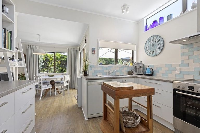 Photo of property in 217b Valley Road, Mount Maunganui, 3116