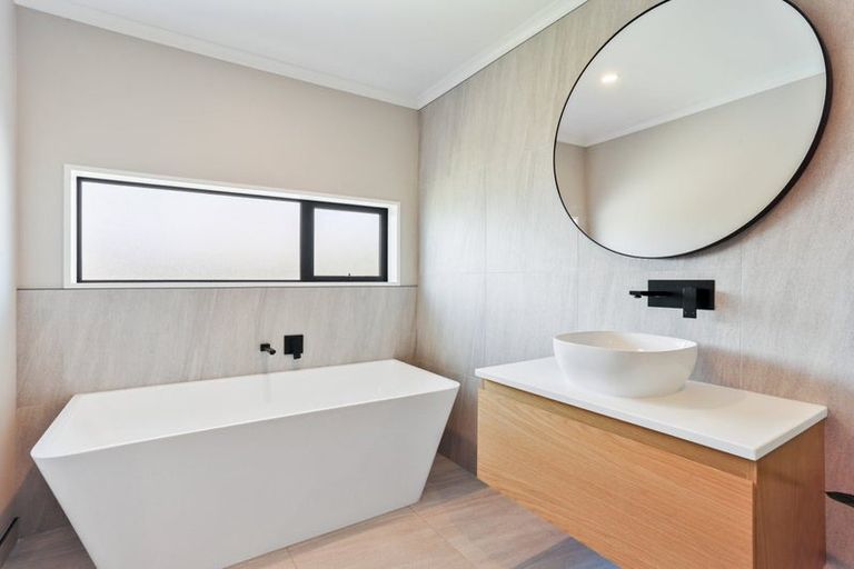 Photo of property in 14 Braeburn Crescent, Swannanoa, Kaiapoi, 7692