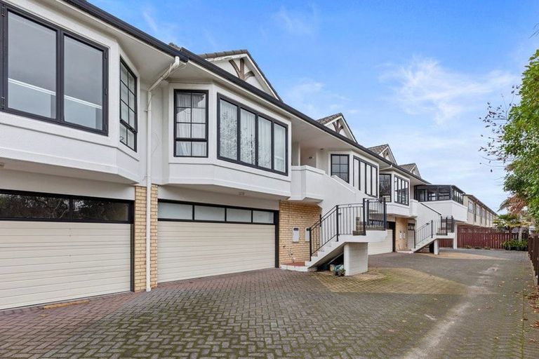 Photo of property in 32d Miro Street, Mount Maunganui, 3116