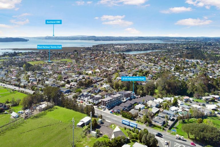 Photo of property in 8/105 Hobsonville Road, West Harbour, Auckland, 0618