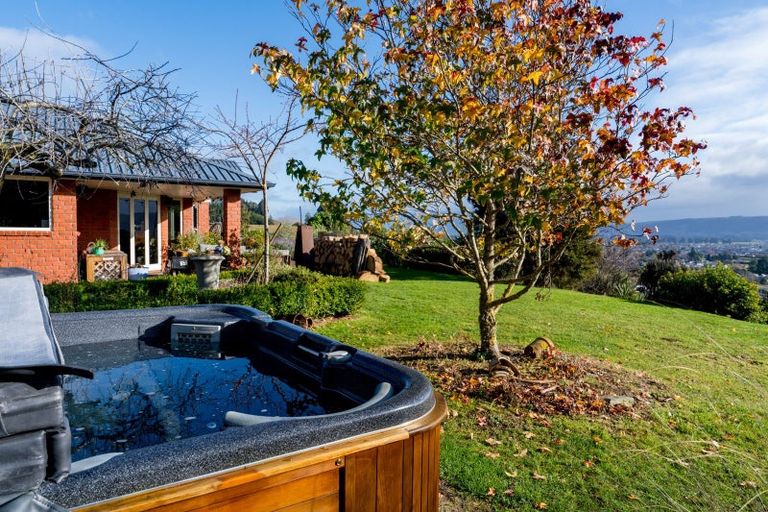 Photo of property in 34 Paterson Road, Chain Hills, Mosgiel, 9092