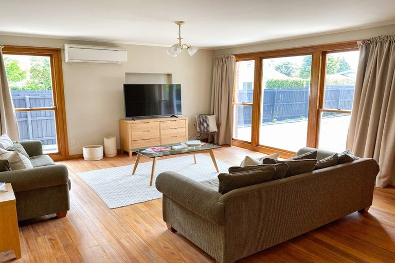 Photo of property in 2/12 Penhelig Place, Burnside, Christchurch, 8053