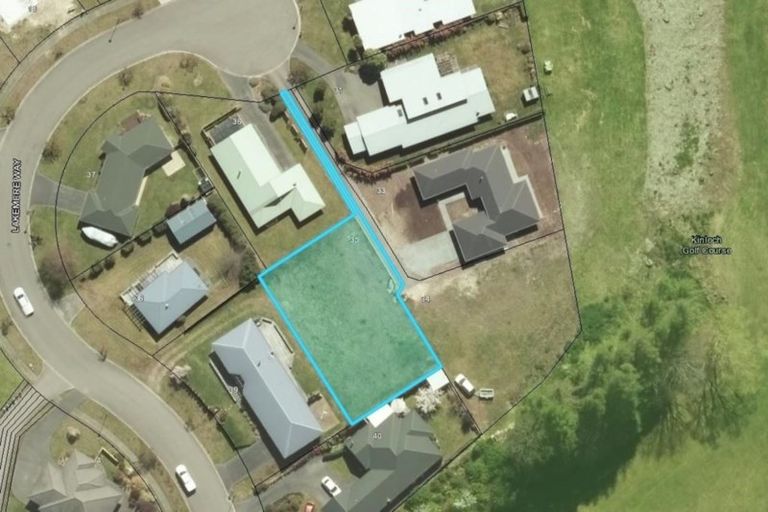 Photo of property in 35 Lakemere Way, Kinloch, Taupo, 3377