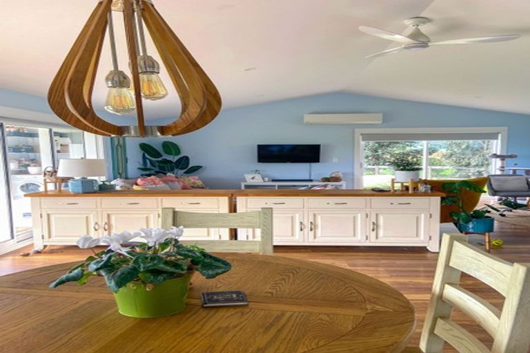 Photo of property in 35 Sears Road, Meeanee, Napier, 4183