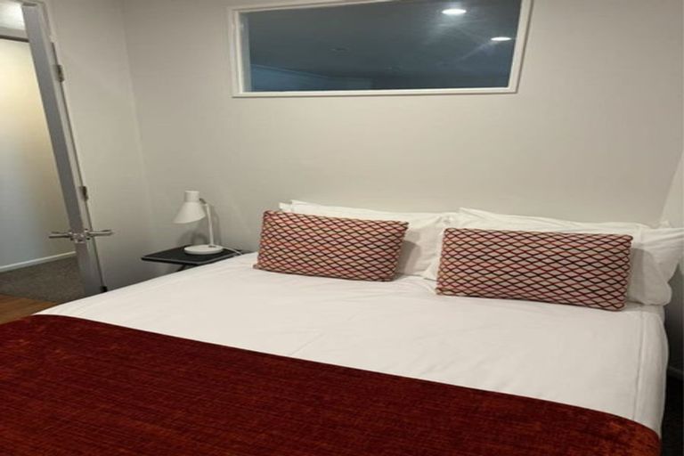 Photo of property in Terrace Garden Apartments, 120 The Terrace, Wellington Central, Wellington, 6011