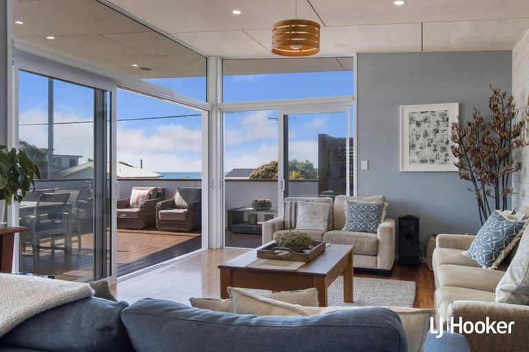 Photo of property in 16a Shaw Road, Waihi Beach, 3611