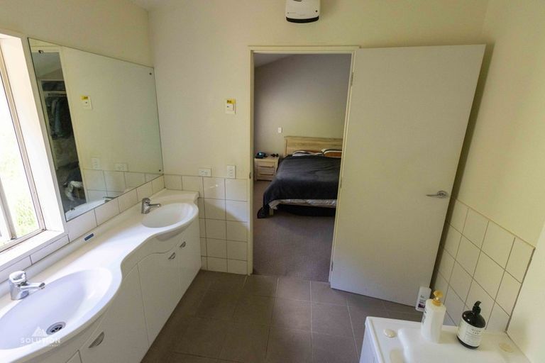 Photo of property in 6b Vancouver Drive, Queenstown, 9300