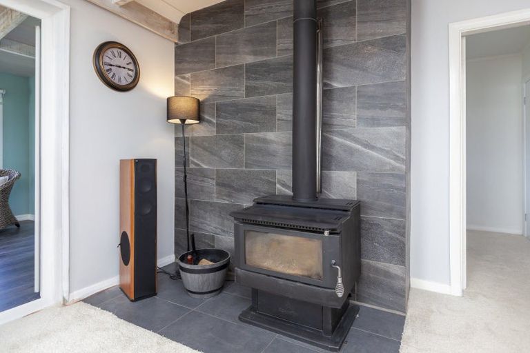 Photo of property in 16 Ruru Road, Otaihanga, Paraparaumu, 5036