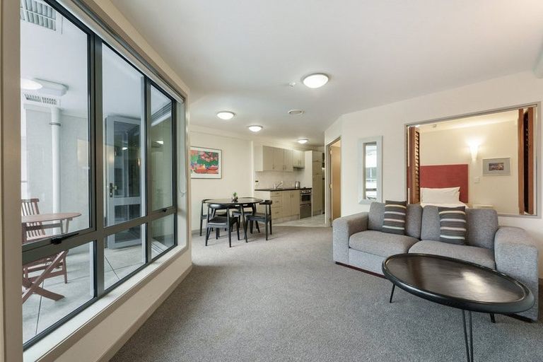 Photo of property in Anchorage Apartments, 317/36 Victoria Road, Mount Maunganui, 3116
