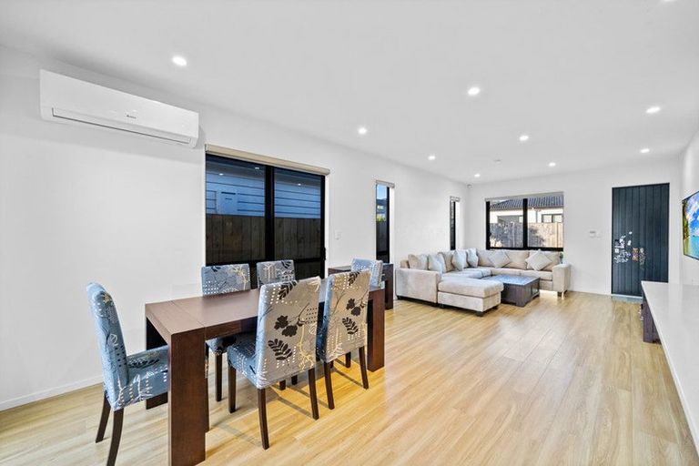 Photo of property in 42 Holcroft Street, Papakura, 2110