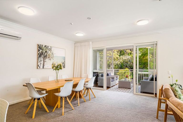 Photo of property in 90 Eaves Bush Parade, Orewa, 0931