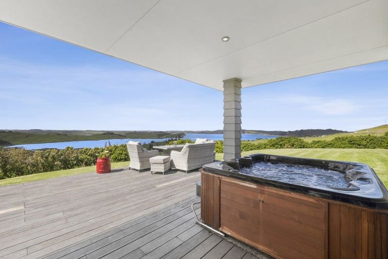 Photo of property in 281 Linton Road, Maungaturoto, 0583