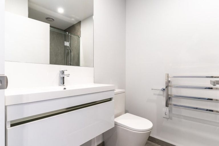Photo of property in 2/266 Armagh Street, Christchurch Central, Christchurch, 8011