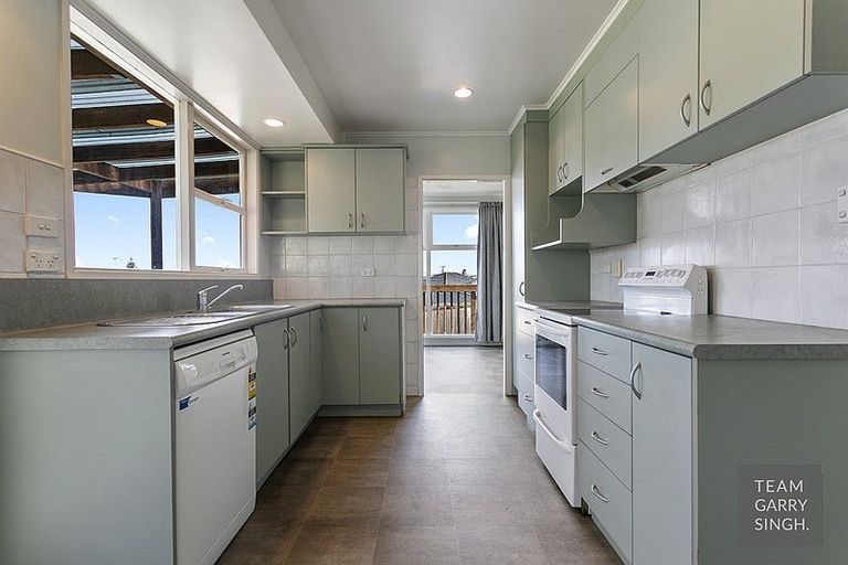 Photo of property in 3b View Road, Papakura, 2110