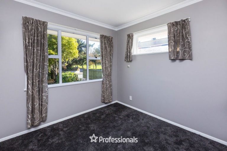 Photo of property in 92 Pine Avenue, Ebdentown, Upper Hutt, 5018