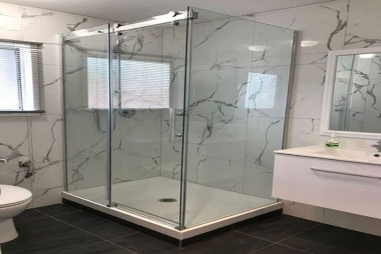 Photo of property in 1/141 Birkdale Road, Birkdale, Auckland, 0626