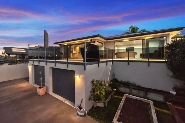 Photo of property in 38 Magellan Rise, Flagstaff, Hamilton, 3210