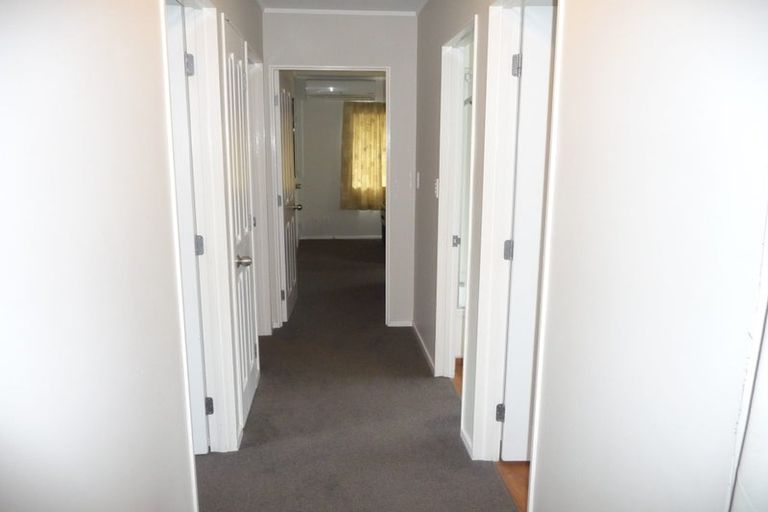 Photo of property in 1/17 Pegler Drive, Howick, Auckland, 2014