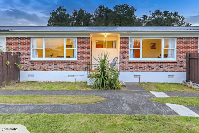 Photo of property in 2/27 Shirley Avenue, Papakura, 2110