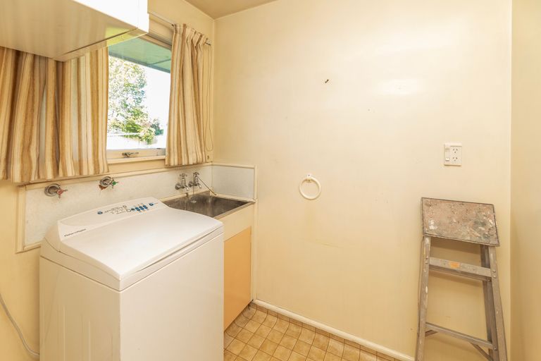 Photo of property in 49 Maidstone Road, Ilam, Christchurch, 8041