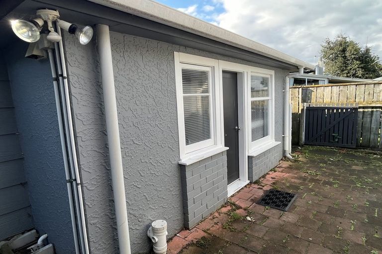 Photo of property in 38 Long Melford Road, Awapuni, Palmerston North, 4412