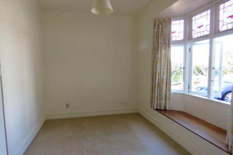 Photo of property in 84 Brougham Street, New Plymouth, 4310