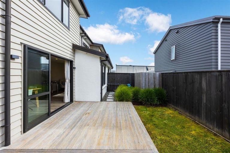 Photo of property in 4 Henry Lloyd Place, Silverdale, 0932