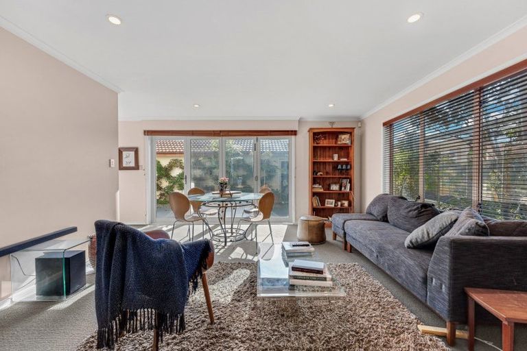 Photo of property in 31 Millennial Way, Orewa, 0931