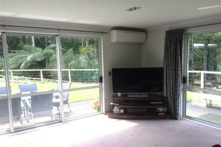 Photo of property in 74c Karamea Street, Whalers Gate, New Plymouth, 4310