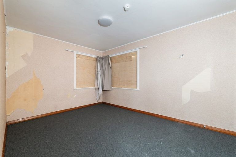 Photo of property in 8 Lyall Place, Bryndwr, Christchurch, 8053