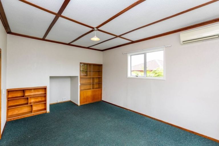 Photo of property in 42 Hobart Drive, Spotswood, New Plymouth, 4310