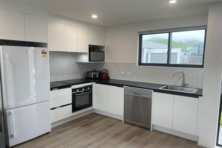 Photo of property in 21 Mataikokako Loop, Kawakawa Bay, 2585