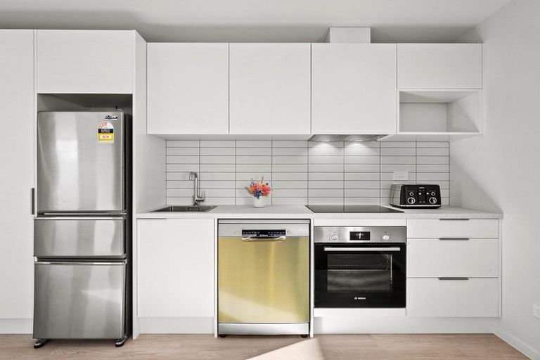 Photo of property in 16 Waterfowl Road, Jacks Point, 9371