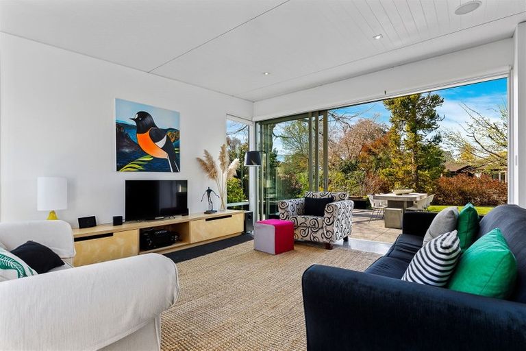 Photo of property in 10a Chevron Place, Ilam, Christchurch, 8041