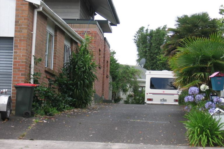 Photo of property in 1/37 Saxon Street, Waterview, Auckland, 1026