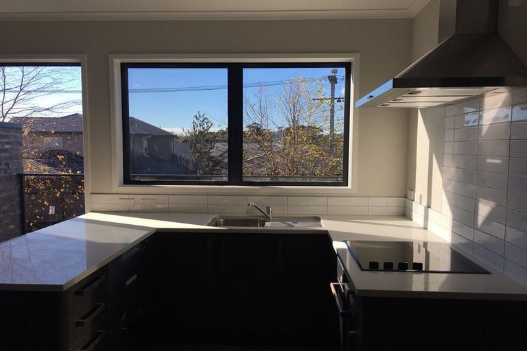 Photo of property in 8/16 Jones Crescent, Melville, Hamilton, 3206