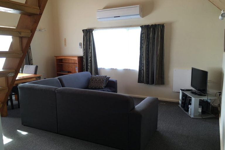 Photo of property in 29b Stewart Crescent, Hokowhitu, Palmerston North, 4410
