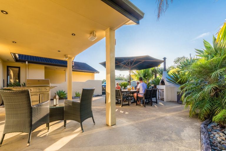 Photo of property in 211 Gills Road, Albany Heights, Auckland, 0632