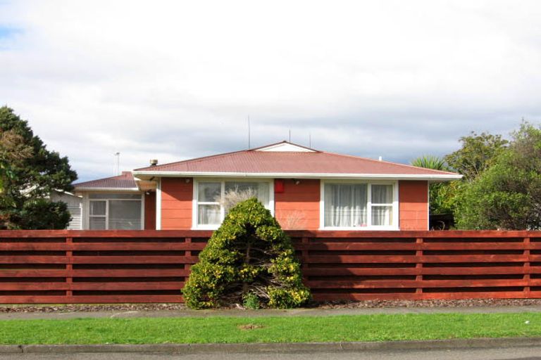 Photo of property in 19 Carter Crescent, Awapuni, Palmerston North, 4412