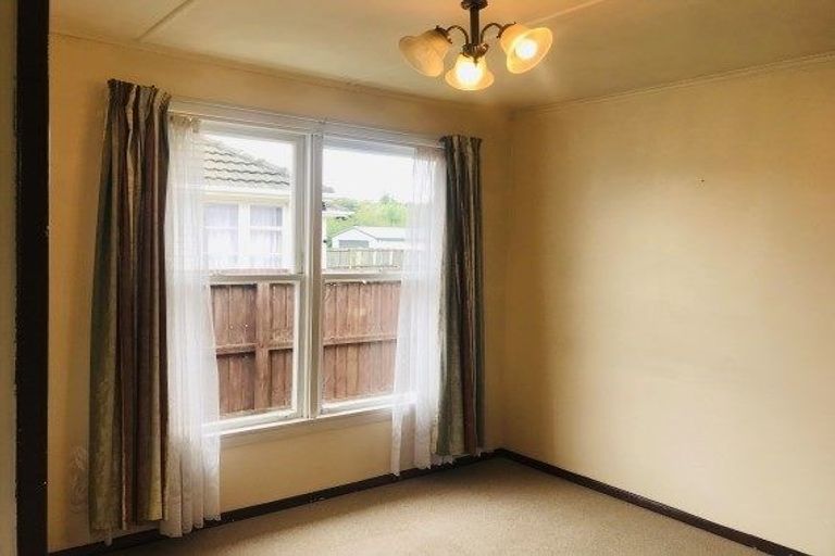 Photo of property in 53 Flay Crescent, Burnside, Christchurch, 8053