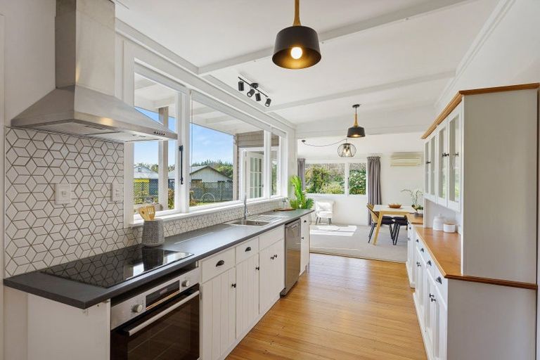 Photo of property in 15 Gleeson Road, Manakau, Levin, 5573